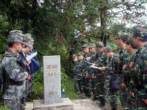 Mầm non của sự sống hồi sinh từ bom đạn chiến tranh (4/5/2019)